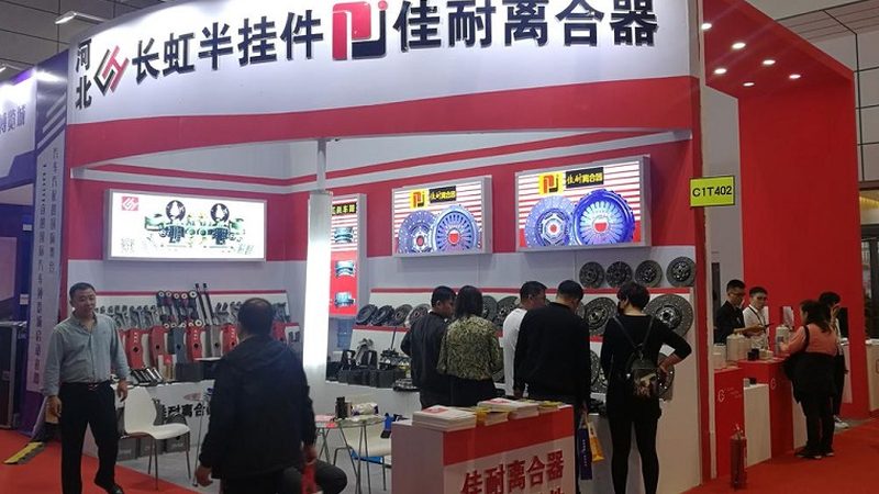 小四活塞刹车卡钳：规格参数揭秘与选型逻辑